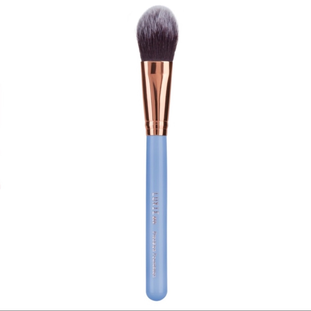 Luxie Dreamcatcher Precision Foundation Brush 660